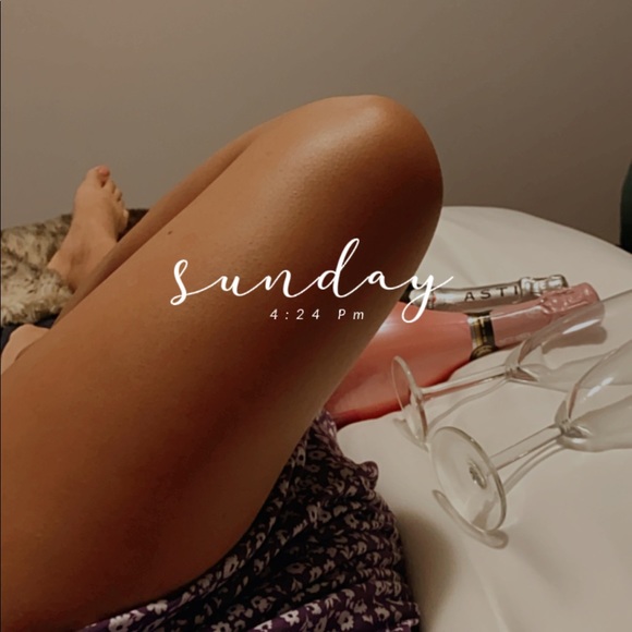 Meet your Posher, Pauline - Picture 1 of 1